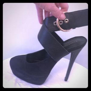 Sexy black platform dress shoe